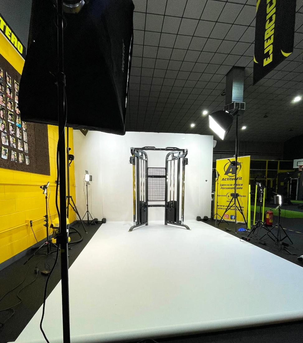 Portable cyclorama and studio hire · Portable cyclorama hire in Seville and Andalusia | Dale al Rec Visual · Dale al REC