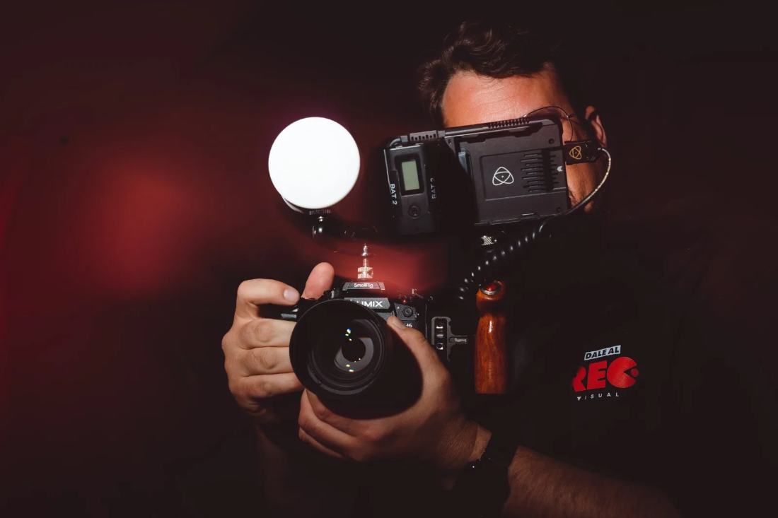 Vídeos para Redes Sociales en Cádiz y Sevilla – Impulsa tu Presencia Online con Dale al Rec Visual