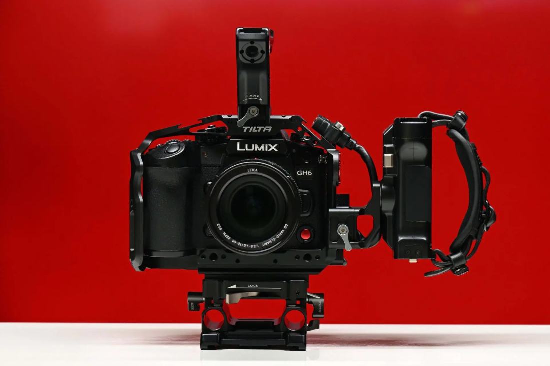Panasonic Lumix GH6