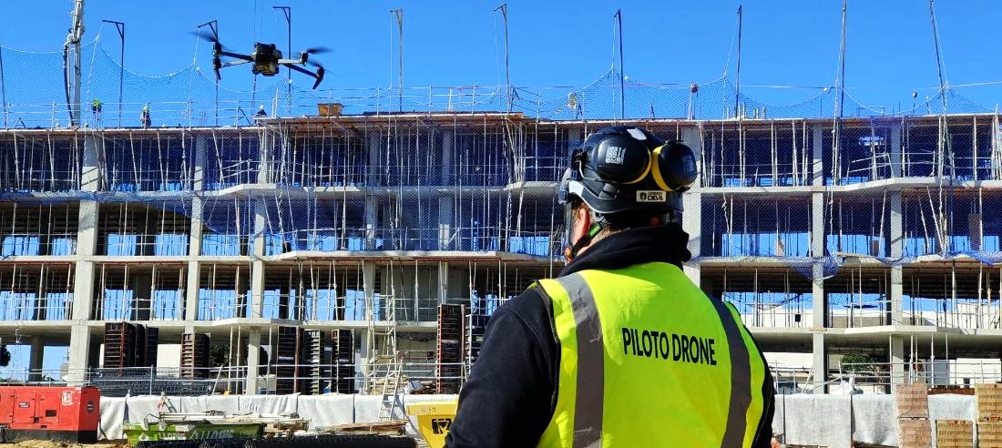 Construction and project timelapse · Dale al REC