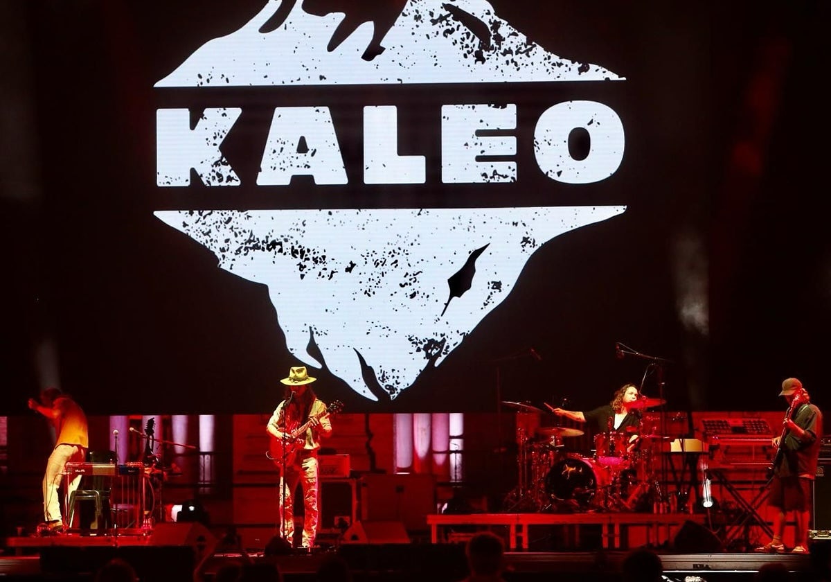 @officialkaleo en Plaza de España, Sevilla
Una noche mágica donde la música y la realización audiovisual se unieron en perfecta armonía.🎥 Nos encargamos de la realización completa del show con un despliegue de 8 cámaras, trabajando con ópticas 107x y 45x en 4K, captando cada mirada, cada nota y cada emoción con una calidad impecable.🎶 La energía de Kaleo, el entorno inigualable de Plaza España y un equipo técnico entregado hicieron de esta experiencia algo único e irrepetible. Orgullosos de haber formado parte.#Kaleo #PlazaEspañaSevilla #RealizaciónAudiovisual #Cámaras4K #Ópticas107x #ProducciónEnDirecto #ConciertosEspaña #TrabajoEnEquipo #MúsicaYVisuales #ShowInolvidable