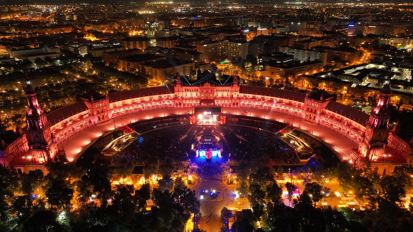 @iconicasantaluciafest desde el aire con nuestros drones 💪🏻