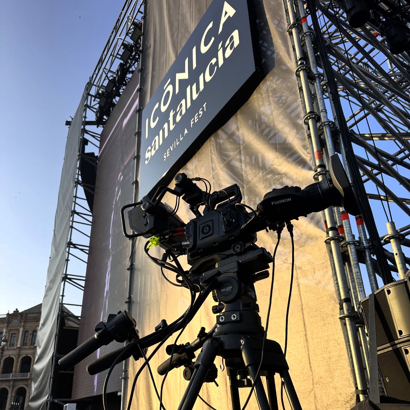 Somos el proveedor oficial de @iconicasantaluciafest con todo la Realización, drones, Cablecam y previas de todo el festival con una dotación única para poder asistir todas las necesidades de todos los artistas durante más de 1 mes y medio!